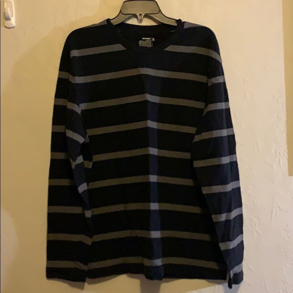 Old Navy MENS shirt
